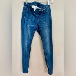 Jessica Simpson Maternity Jeans